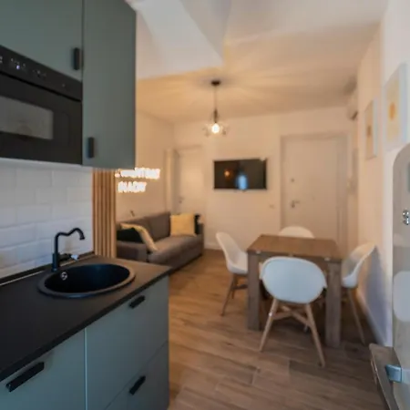 Vintage Cipro Appartement