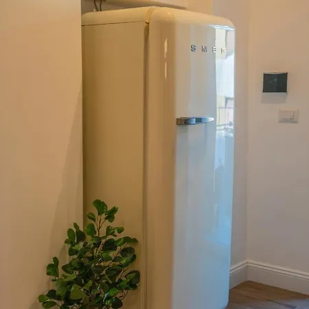 Vintage Cipro Appartement *